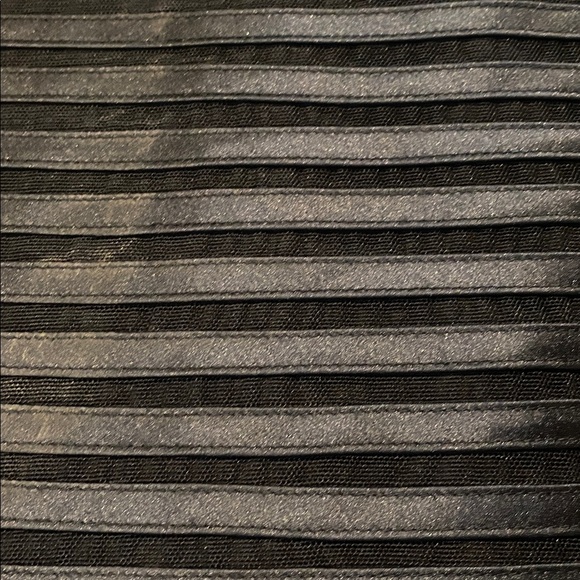 BCBGMAXAZRIA Satin/Mesh Sweetheart Neckline Evening Cocktail Gown/Prom/Wedding - Picture 3 of 15